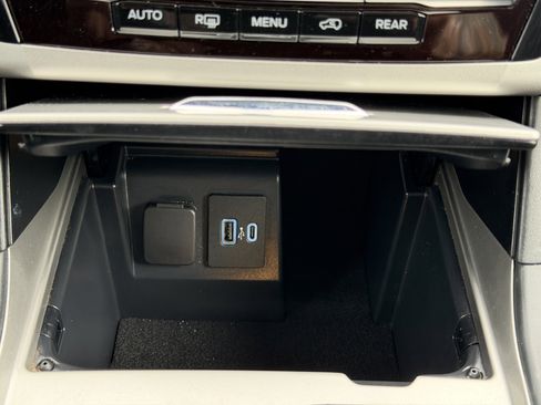 Used 2021 Ford Explorer XLT w/ Class III Trailer Tow Package image 24