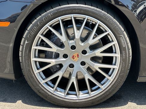 Used 2026 Porsche Panamera image 27