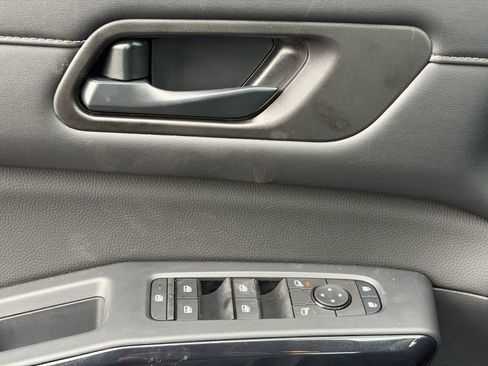 New 2026 Nissan Pathfinder SV image 13