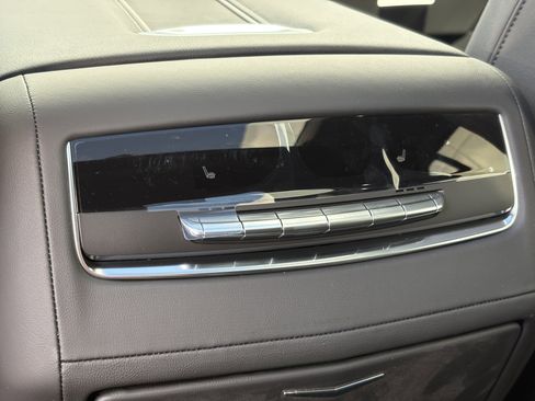 New 2026 Cadillac Escalade Luxury image 15