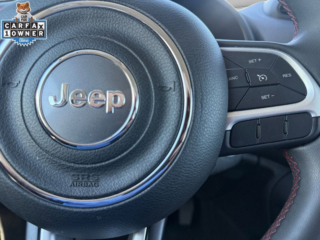 Used 2023 Jeep Renegade Trailhawk AWD/4WD image 26