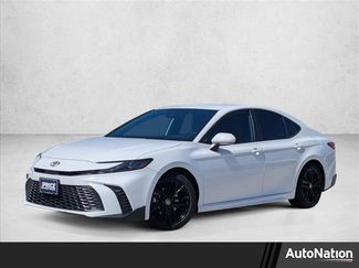 Used 2025 Toyota Camry SE w/ Convenience Package video 1