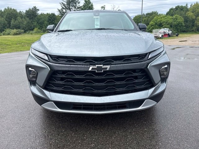 New 2026 Chevrolet Blazer LT w/ Midnight/Sport Edition AWD/4WD image 10