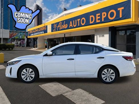 Used 2025 Nissan Sentra S FWD image 2