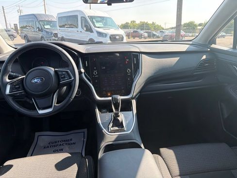 Used 2022 Subaru Outback Premium AWD/4WD image 11