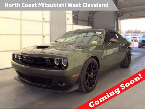Used 2020 Dodge Challenger R/T Scat Pack w/ Dynamics Package RWD image 1