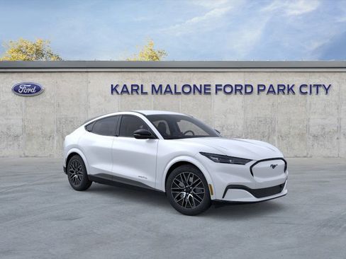 New 2026 Ford Mustang Mach-E Premium image 7