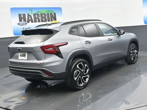 New 2026 Chevrolet Trax RS w/ Driver Confidence Package image 5