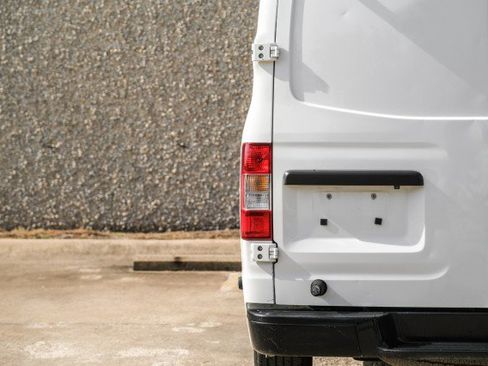 Used 2018 Nissan NV 1500 S RWD image 33