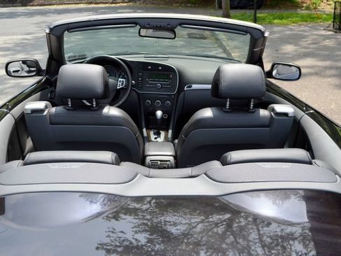 Used 2007 Saab 9-3 2.0T w/ Anniversary Pkg FWD image 26