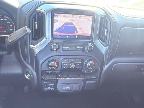 Used 2019 Chevrolet Silverado 1500 LT w/ Texas Edition image 16