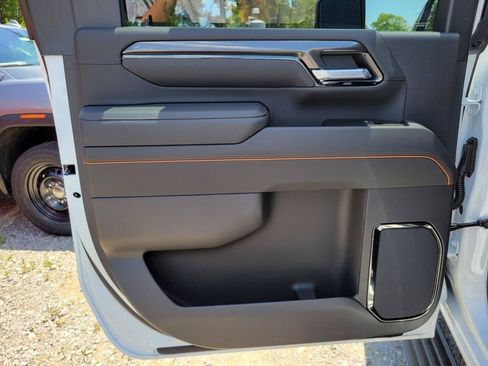 New 2026 GMC Sierra 2500 AT4 w/ AT4 Premium Plus Package AWD/4WD image 25
