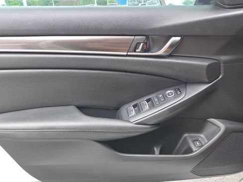 Used 2020 Honda Accord Sport image 25