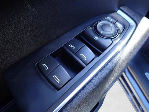 Used 2023 Chevrolet Silverado 1500 LT AWD/4WD image 13