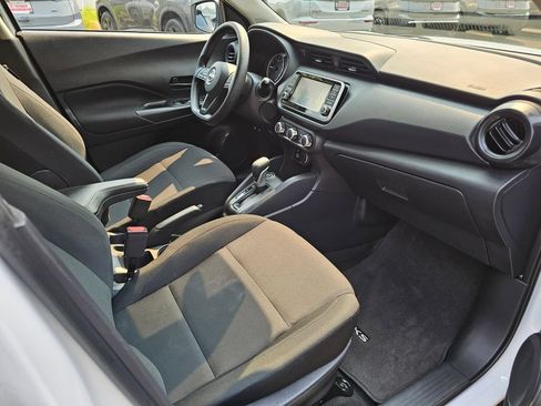 Used 2024 Nissan Kicks S FWD image 12