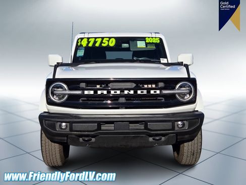 Certified 2025 Ford Bronco Outer Banks AWD/4WD image 6