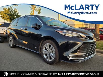 Used 2021 Toyota Sienna Platinum