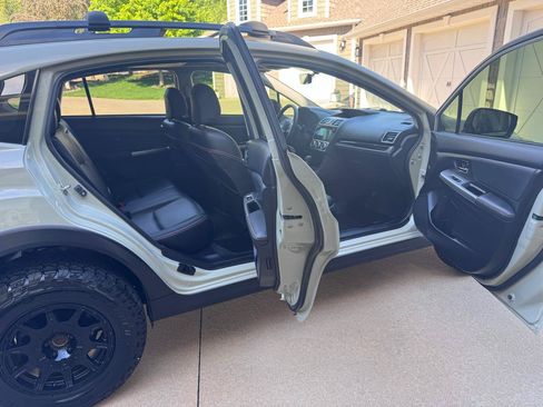 Used 2017 Subaru Crosstrek 2.0i Limited AWD/4WD image 17