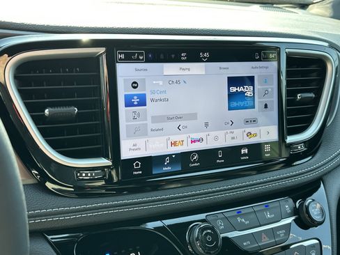 New 2026 Chrysler Pacifica Select w/ S Appearance Package FWD image 6