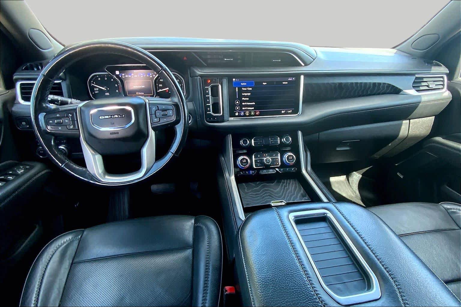 Used 2021 GMC Yukon Denali w/ Denali Premium Package AWD/4WD image 15