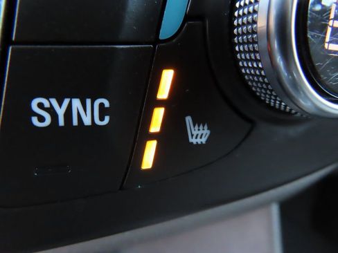 Used 2018 Chevrolet Traverse LT image 8