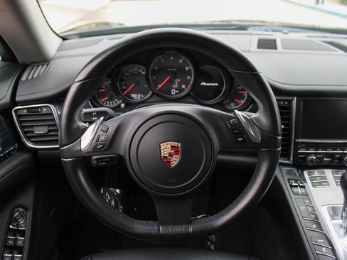 Used 2012 Porsche Panamera image 27