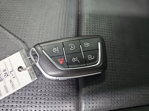 Used 2021 Cadillac Escalade ESV Premium Luxury image 38