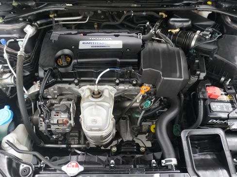 Used 2013 Honda Accord EX image 29
