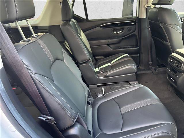 Certified 2025 Honda Pilot EX-L image 17