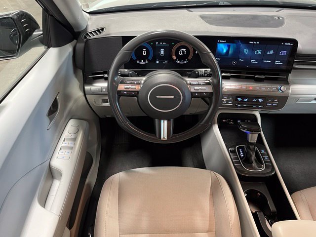 Used 2025 Hyundai Kona SEL FWD image 18