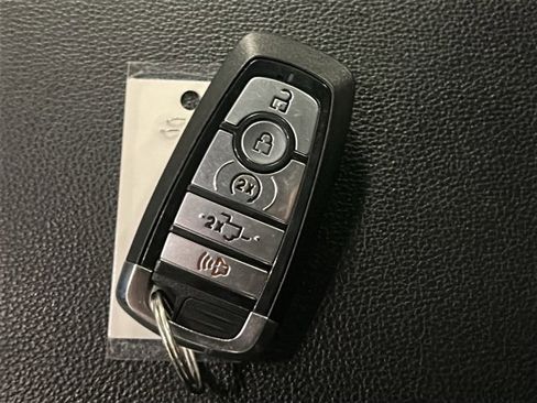 Used 2024 Ford F350 Lariat w/ Black Appearance Package image 27