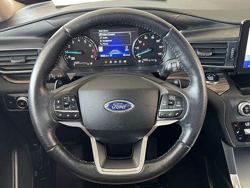 Used 2020 Ford Explorer Limited AWD/4WD image 41