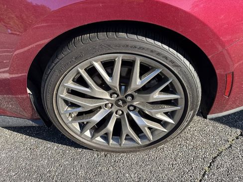 Used 2025 Ford Mustang GT Premium image 17