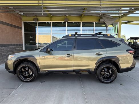 Used 2022 Subaru Outback Wilderness AWD/4WD image 7