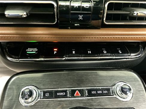 Used 2021 Lincoln Nautilus Reserve w/ Cargo Utility Package image 18