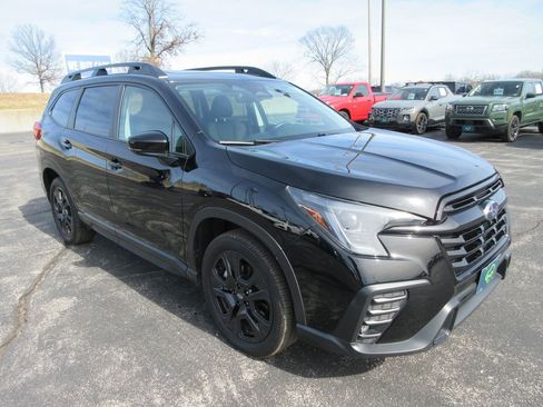 Used 2024 Subaru Ascent Onyx Edition Limited image 7