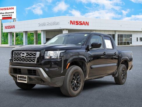 Used 2024 Nissan Frontier SV AWD/4WD image 2