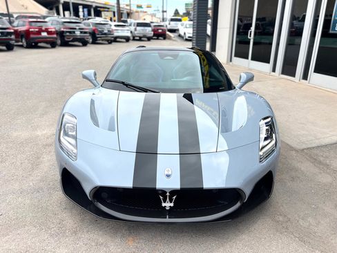 Used 2023 Maserati MC20 Spyder image 6