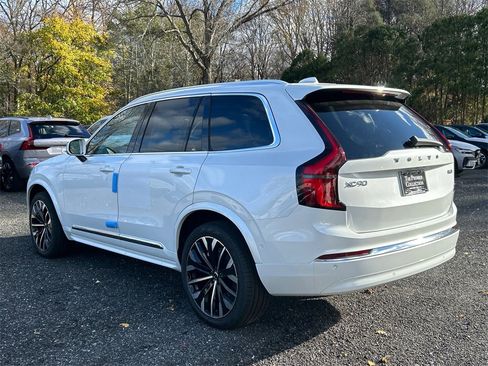New 2026 Volvo XC90 B6 Ultra image 4