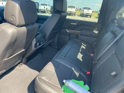 Used 2023 Chevrolet Silverado 2500 High Country w/ Safety Package II image 11