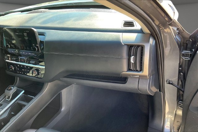 Used 2023 Nissan Pathfinder Platinum AWD/4WD image 15