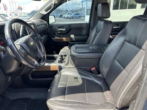 Used 2019 Chevrolet Silverado 1500 High Country image 16