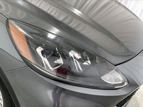 Used 2021 Ford Escape SEL image 12