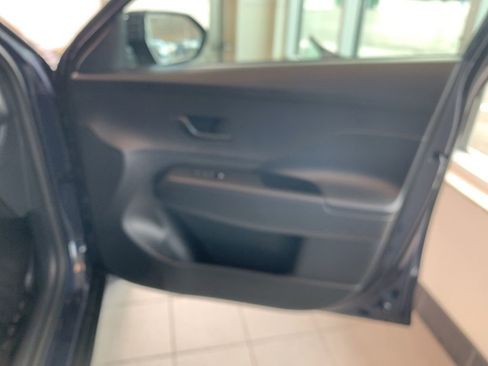 New 2026 Hyundai Kona SE image 18