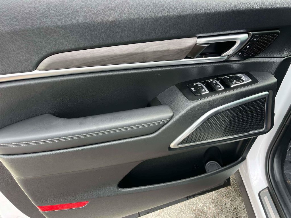 Used 2025 Kia Telluride SX X-Line AWD/4WD image 15