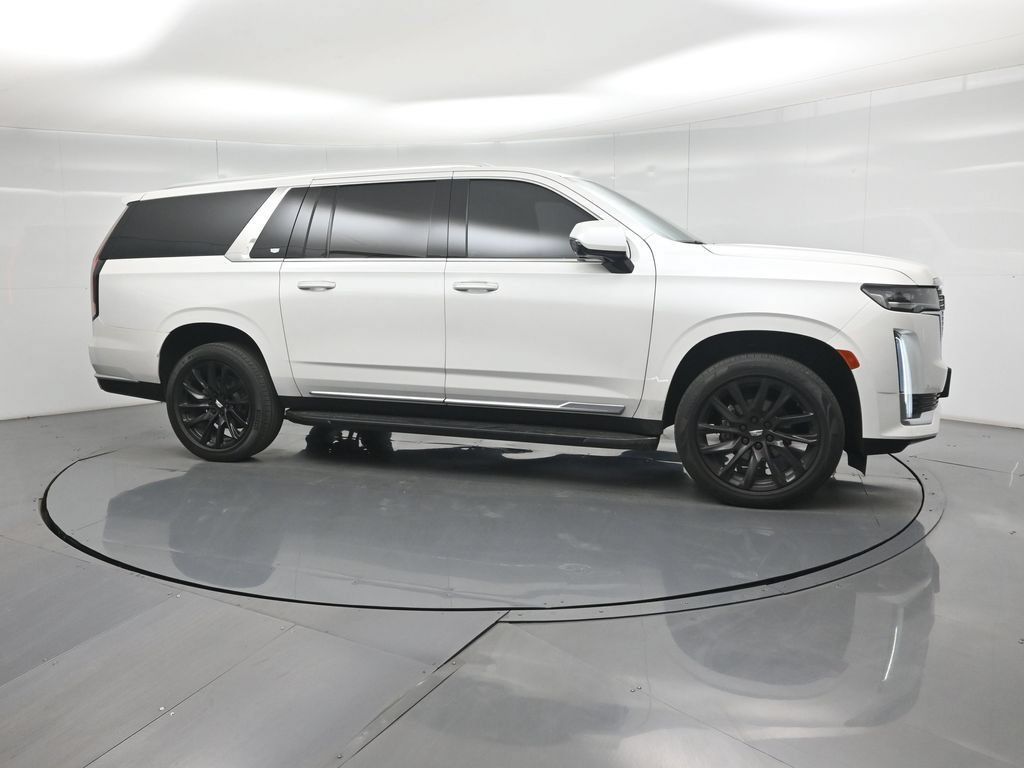 Used 2021 Cadillac Escalade ESV Luxury AWD/4WD image 19