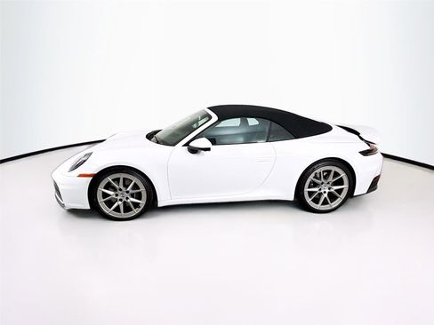 Used 2025 Porsche 911 Carrera image 20