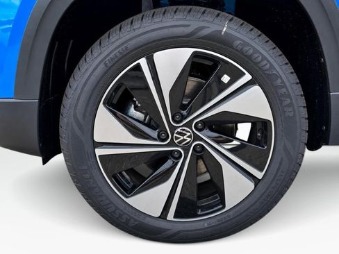 New 2026 Volkswagen Taos SE AWD/4WD image 11
