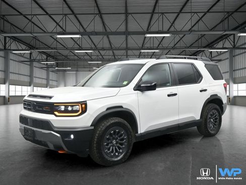 Certified 2026 Honda Passport TrailSport image 1