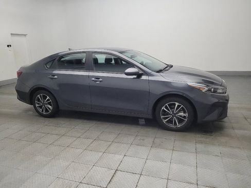 Used 2023 Kia Forte LXS FWD image 11
